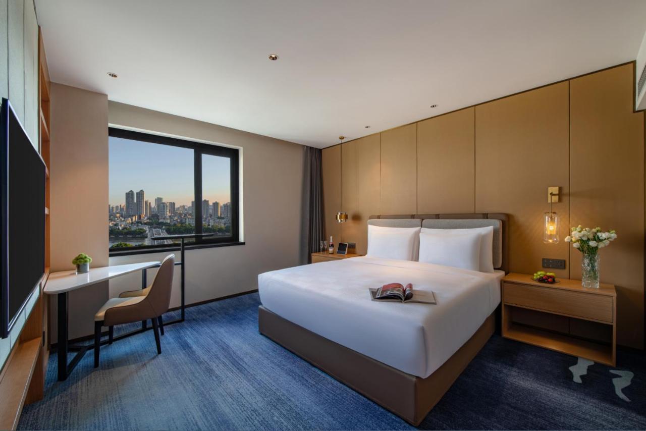 Guangzhou Hotel - Free Shuttle Bus To Exhibition Center During Canton Fair Period Екстериор снимка