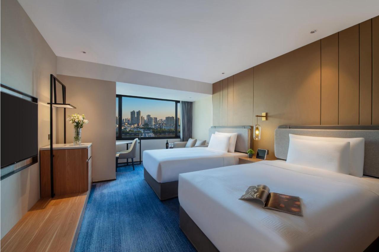 Guangzhou Hotel - Free Shuttle Bus To Exhibition Center During Canton Fair Period Екстериор снимка